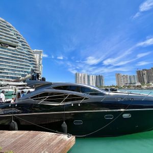 Yate sunseenker 84ft