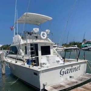 #9.-Luhrs 35 Pies Hasta 10 personas / Precio por barco